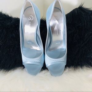 St John open toe light blue pumps; not worn; 6 1/2